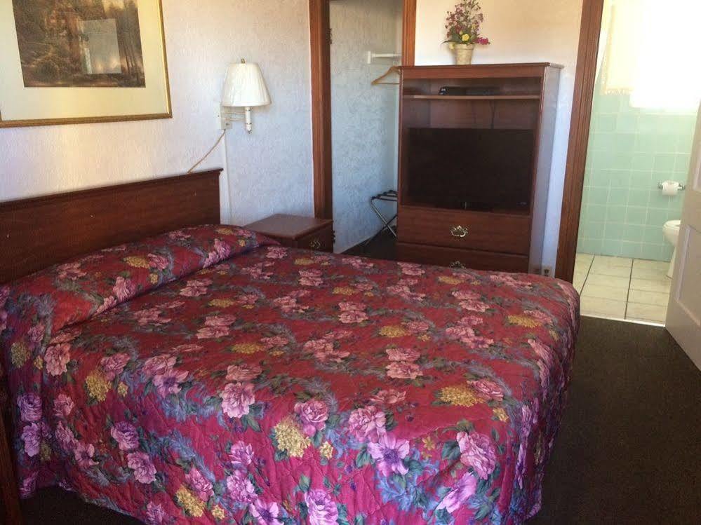 Americana Motel Tucumcari Exterior photo